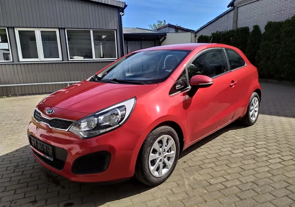 Kia Rio cena 29900 przebieg: 130000, rok produkcji 2015 z Skaryszew małe 232